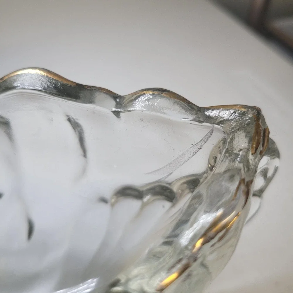 Vintage Indiana Glass Tiara Gold Trim Scalloped‎ Edge Oval Console Bowl Clear
